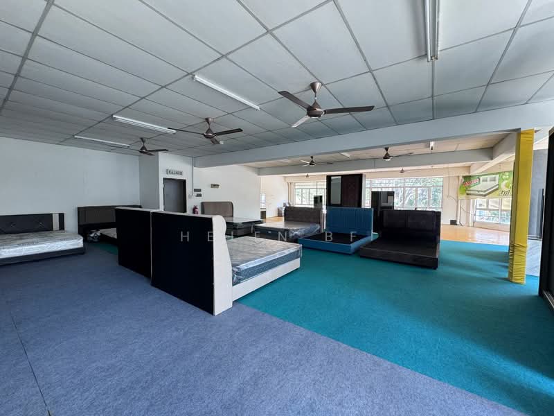 Kedai untuk Disewa di Bukit Piatu (Melaka) - Helen BF - Interior - PropertyGuru.com.my