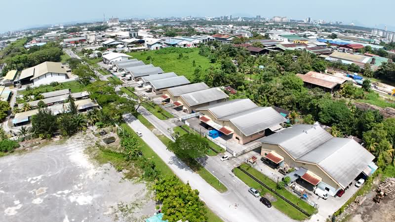 Semi-D Factory for Rent in Pending Industrial Estate (Kuching) - Sherene Kok - Exterior - PropertyGuru.com.my