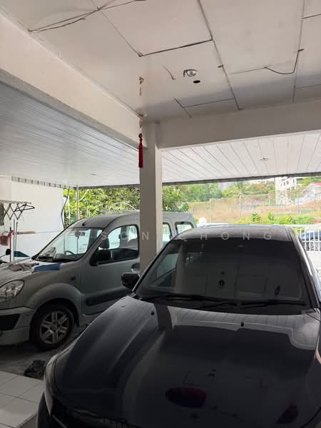 Rumah Teres 2 Tingkat untuk Dijual di Ayer Itam (Penang) - Winson Chong - Car Park - PropertyGuru.com.my