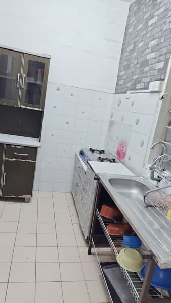 Flat for Sale at Nuri - Zairul Asrah Zulkefli - Kitchen - PropertyGuru.com.my