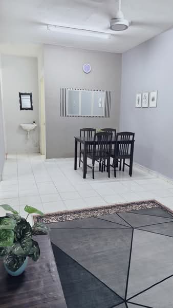 Flat for Sale at Nuri - Zairul Asrah Zulkefli - Dining Room - PropertyGuru.com.my