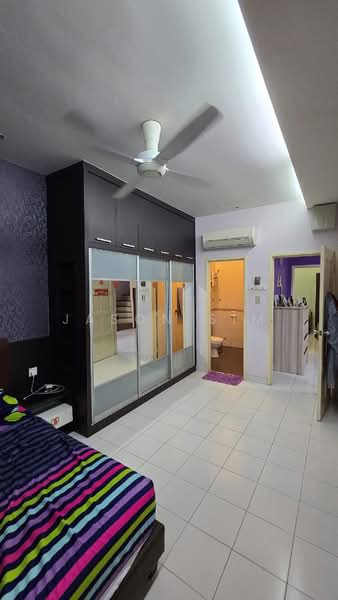 1-storey Terraced House for Sale in Taman Seri Austin (Tebrau) - Jason Sim - Bedroom - PropertyGuru.com.my