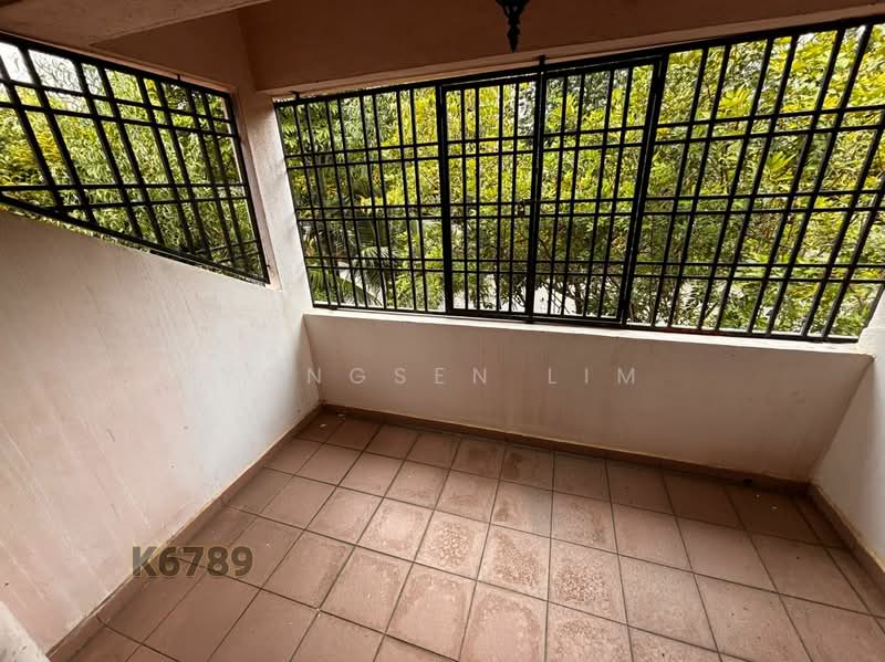 Rumah Teres 2 Tingkat untuk Dijual di Bukit Jelutong (Shah Alam) - Yongsen Lim - Balcony - PropertyGuru.com.my
