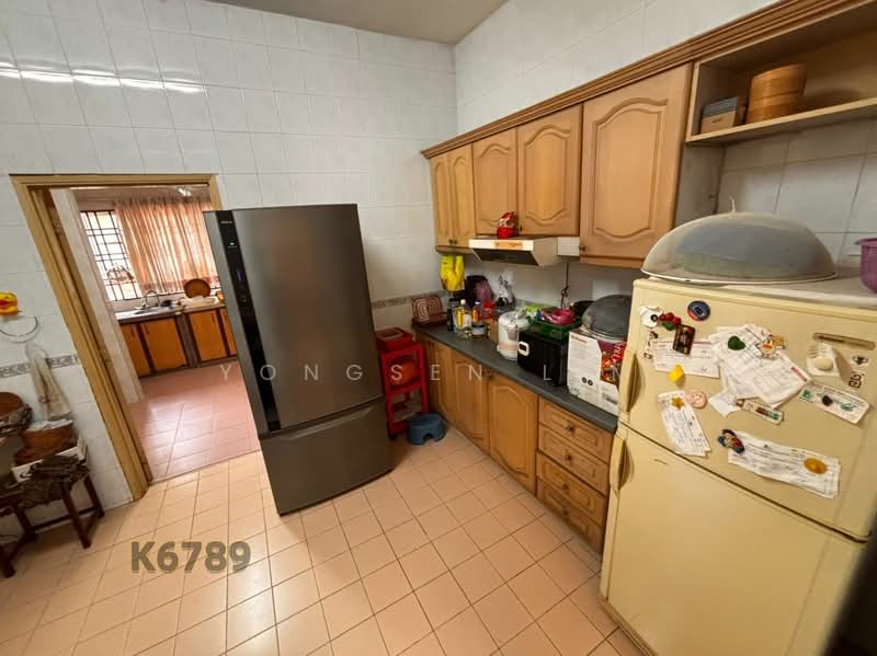 Rumah Teres 2 Tingkat untuk Dijual di Bukit Jelutong (Shah Alam) - Yongsen Lim - Kitchen - PropertyGuru.com.my