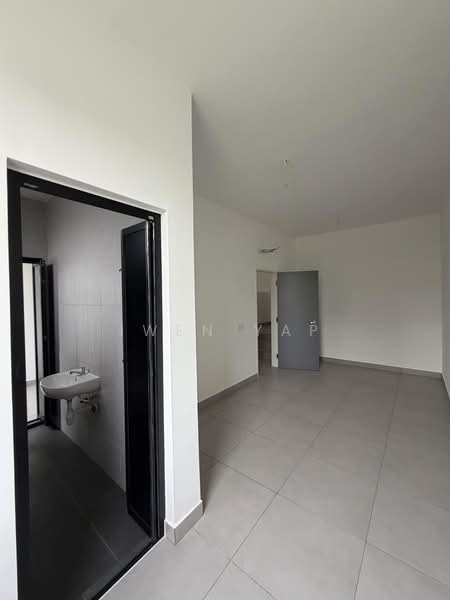 Rumah Teres 2 Tingkat untuk Dijual di Taman Mount Austin (Tebrau) - Iwen Yap - PropertyGuru.com.my