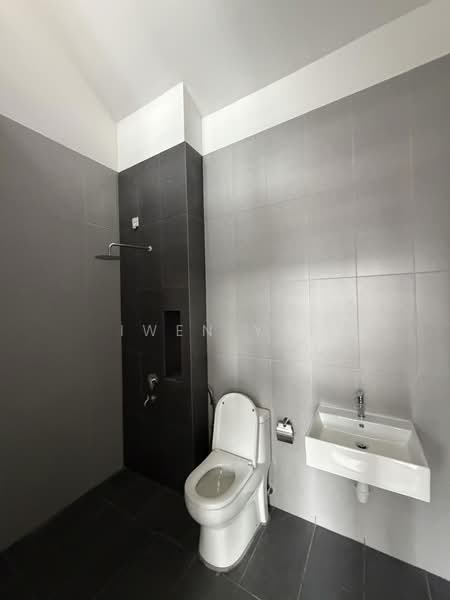 Rumah Teres 2 Tingkat untuk Dijual di Taman Mount Austin (Tebrau) - Iwen Yap - PropertyGuru.com.my