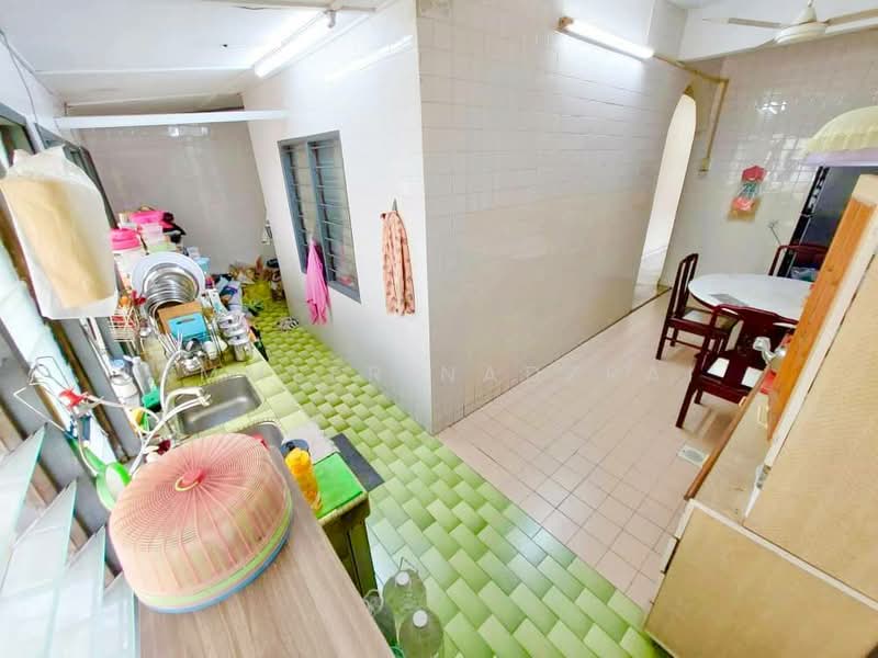 Rumah Bandar untuk Dijual di Cheras (Kuala Lumpur) - Ammeer Nadzrai - Kitchen - PropertyGuru.com.my