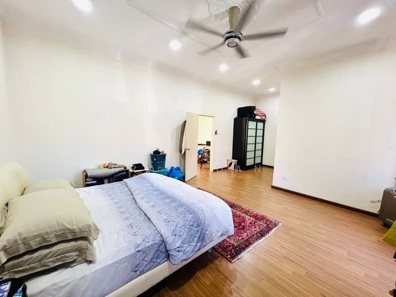 Semi-Detached House for Sale in Saujana Impian (Kajang) - Ashraff Daniel - PropertyGuru.com.my
