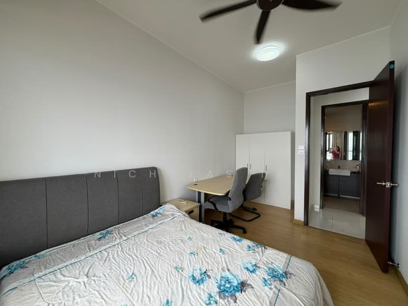 Condominium for Sale at Royal Strand @ Country Garden Danga Bay - Nicholas Tey - Bedroom - PropertyGuru.com.my