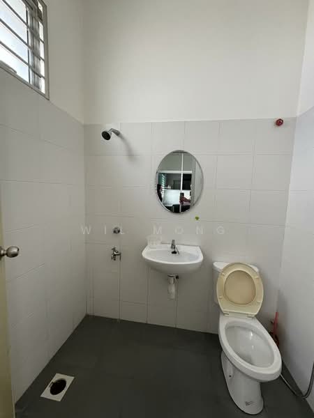 2-storey Terraced House for Sale in Kempas (Johor Bahru) - Wil Mong - Bathroom - PropertyGuru.com.my