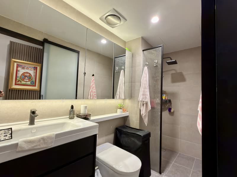 Servis Apartment untuk Dijual di 8th & Stellar - Vincent Tai - Bathroom - PropertyGuru.com.my