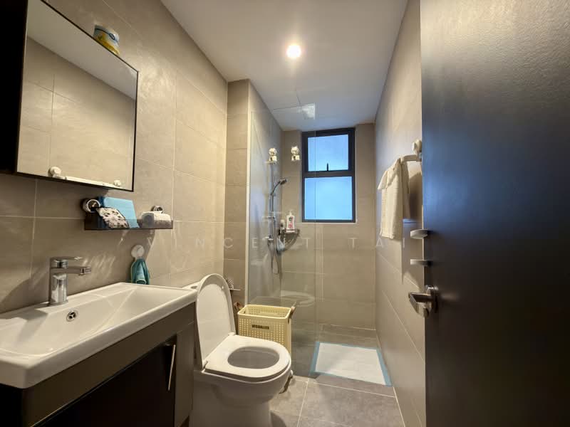 Servis Apartment untuk Dijual di 8th & Stellar - Vincent Tai - Bathroom - PropertyGuru.com.my