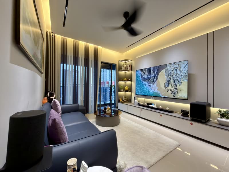 Servis Apartment untuk Dijual di 8th & Stellar - Vincent Tai - Living Room - PropertyGuru.com.my