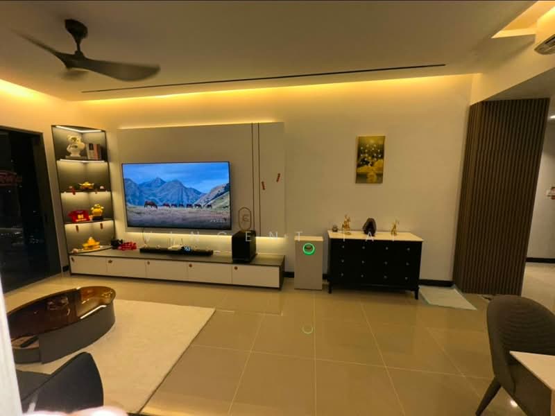 Servis Apartment untuk Dijual di 8th & Stellar - Vincent Tai - Living Room - PropertyGuru.com.my
