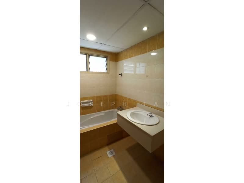 Kondominium untuk Dijual di Sri Jati II - JOSEPH TAN - Bathroom - PropertyGuru.com.my