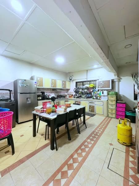 Rumah Teres 2 Tingkat untuk Dijual di Bukit Indah (Iskandar Puteri (Nusajaya)) - Karl Lim - Kitchen - PropertyGuru.com.my