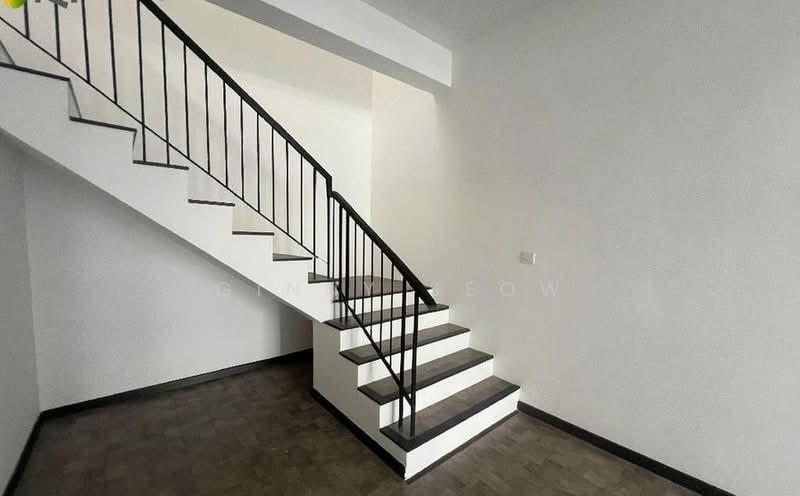 Townhouse for Rent in Seri Kembangan (Selangor) - Ginny Seow - PropertyGuru.com.my