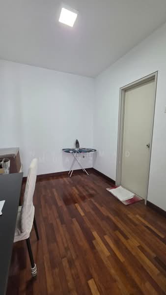 Service Residence for Sale at i-Residence @ i-City - Nik Ahmad Muazzam Bin Nik Mazlan - PropertyGuru.com.my