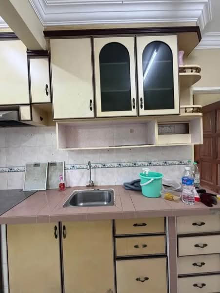 Apartment for Rent at Bukit Jambul Indah Apartment - Abby Woo - Kitchen - PropertyGuru.com.my