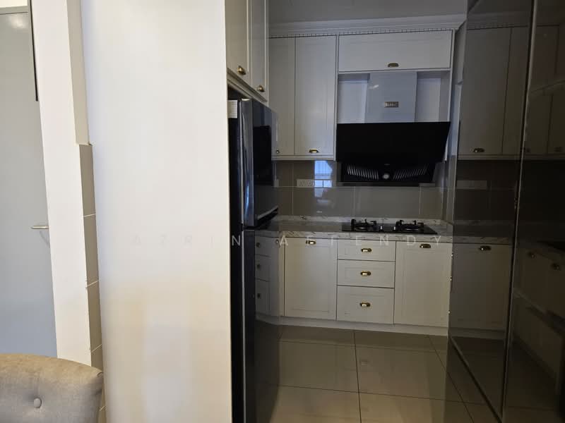 Servis Apartment untuk Disewa di Paramount Utropolis - Nazrin Affendy - Kitchen - PropertyGuru.com.my