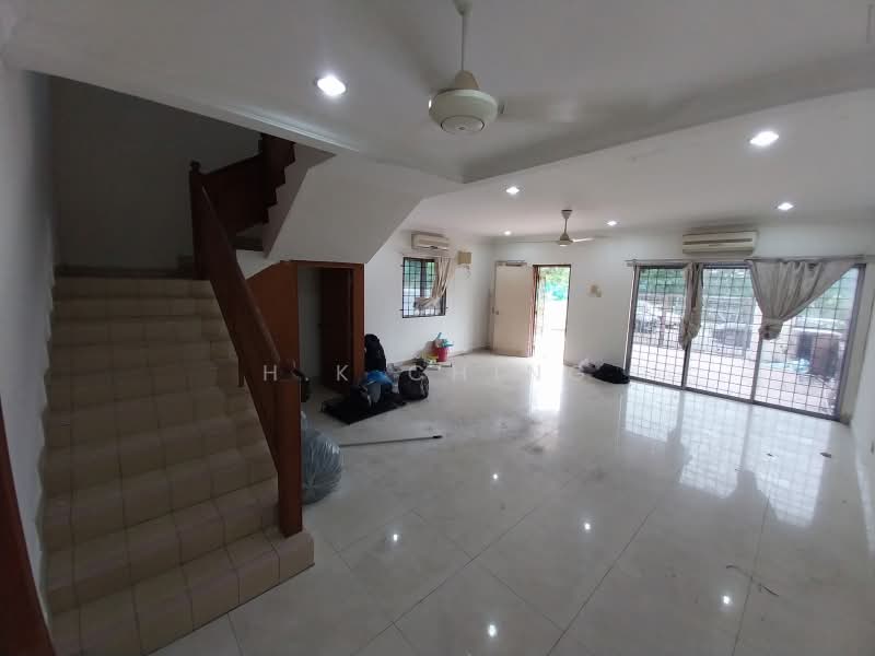 2-storey Terraced House for Sale in Bandar Baru Sungai Buloh (Sungai Buloh) - H.K Ching - Living Room - PropertyGuru.com.my