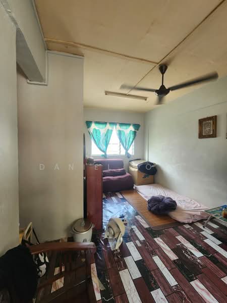 Flat for Sale at Taman Mutiara Rini - Daniel Yong - Living Room - PropertyGuru.com.my