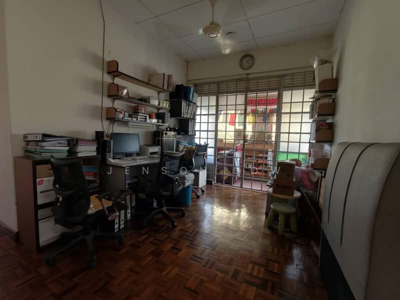 Terraced House for Sale in Alam Damai (Cheras) - Jenson Low - Study - PropertyGuru.com.my