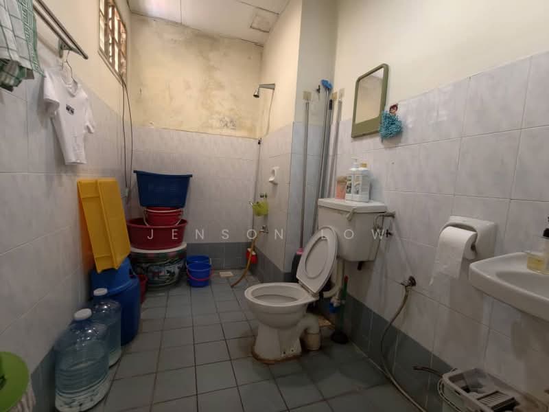 Terraced House for Sale in Alam Damai (Cheras) - Jenson Low - Bathroom - PropertyGuru.com.my