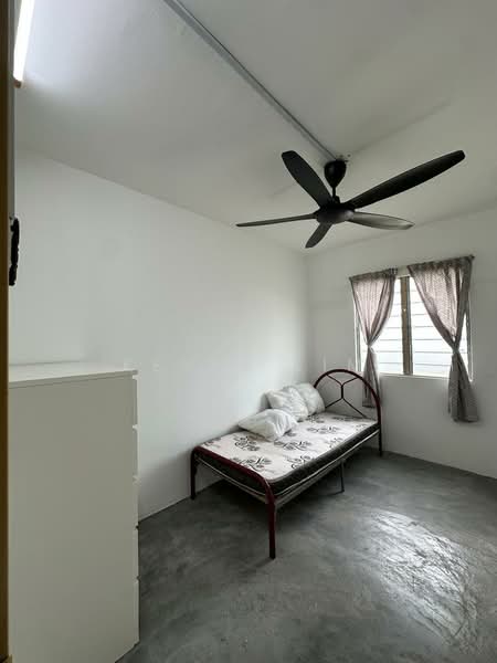 Flat for Rent at Desa Pinang 2 - Kevin Lim - Bedroom - PropertyGuru.com.my