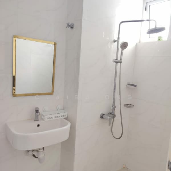 Servis Apartment untuk Disewa di Twin Galaxy (Dwi Galaksi) - Claira Ong - Bathroom - PropertyGuru.com.my