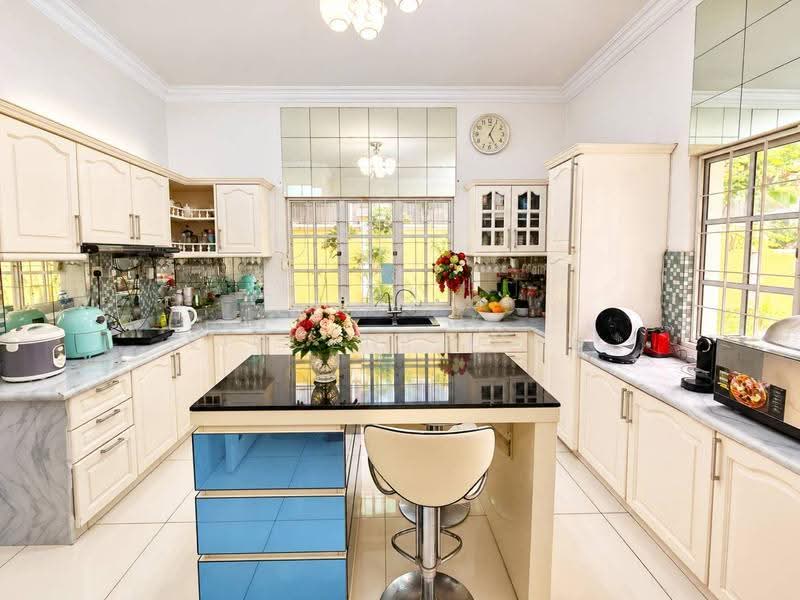 Rumah Berkembar untuk Dijual di Pju 3 (Tropicana) - Vincent Liaw - Kitchen - PropertyGuru.com.my