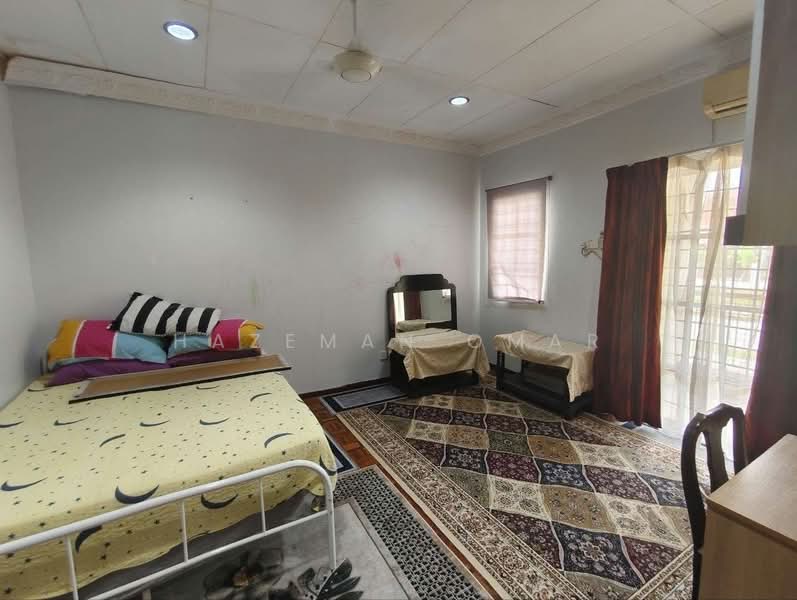 Rumah Teres 2 Tingkat untuk Dijual di Presint 9 (Putrajaya) - Hazeman Omar - Bedroom - PropertyGuru.com.my