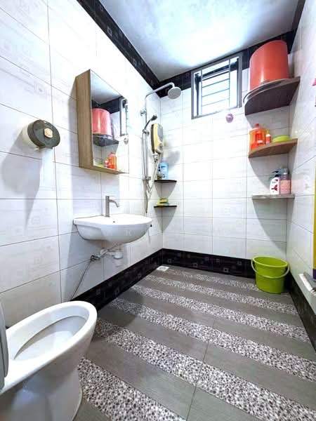 Rumah Teres 1 Tingkat untuk Dijual di Taman Puteri Wangsa (Ulu Tiram) - Karl Lim - Bathroom - PropertyGuru.com.my