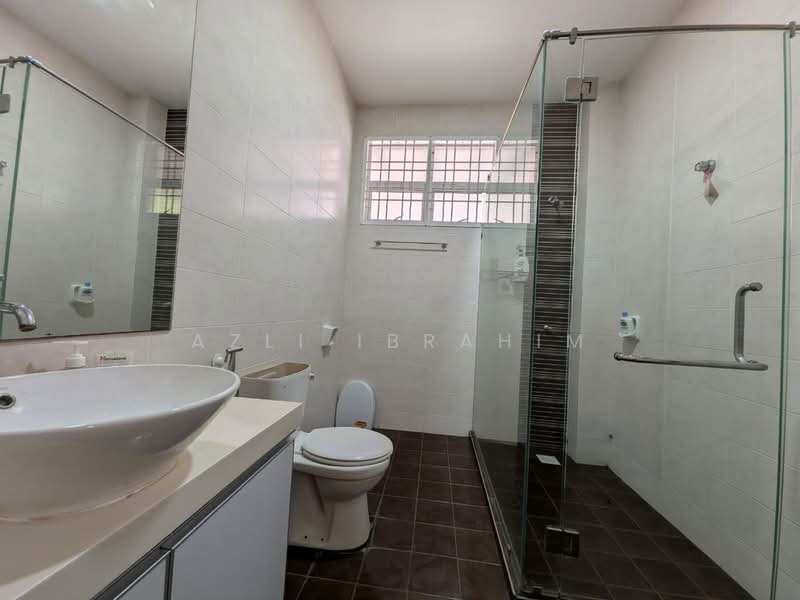 Rumah Berkembar untuk Dijual di Sungai Merab (Dengkil) - Azli Ibrahim - Bathroom - PropertyGuru.com.my