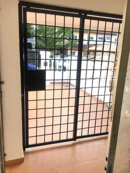 2-storey Terraced House for Sale in Taman Impian Indah (Sungai Buloh) - Michelle Tan - Exterior - PropertyGuru.com.my