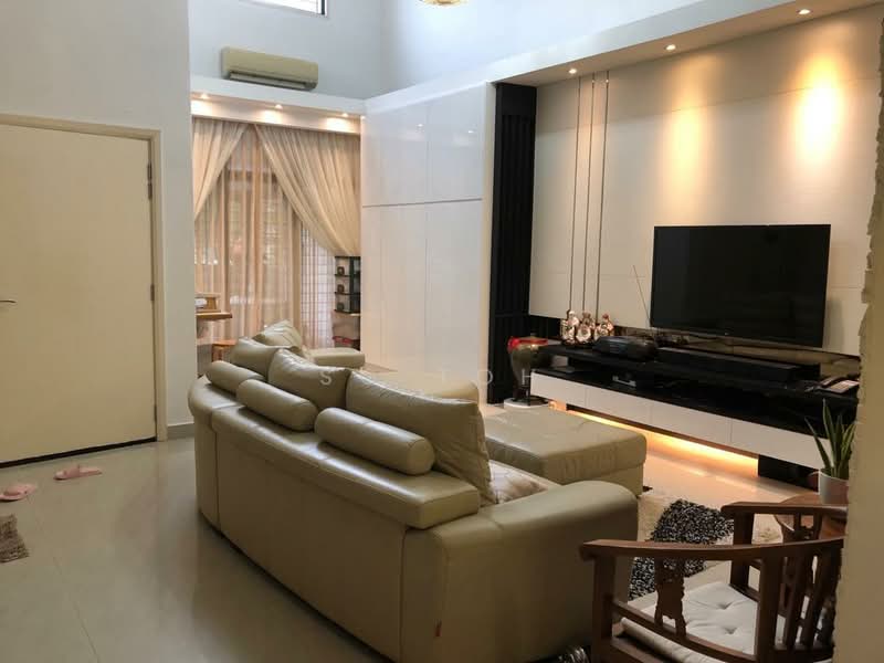 Rumah Teres 3 Tingkat untuk Dijual di Lake Fields (Sungai Besi) - SC Toh - Living Room - PropertyGuru.com.my