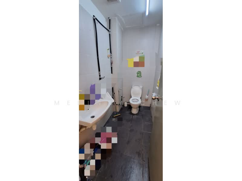 Shop / Office for Rent in Ayer Itam (Penang) - Melinda Chew - Bathroom - PropertyGuru.com.my