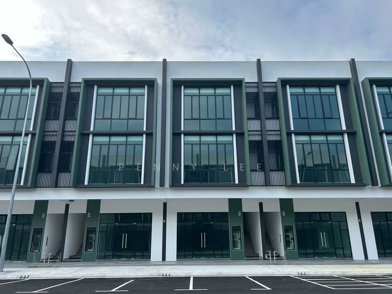 Kedai / Pejabat untuk Disewa di Bandar Baru Permas Jaya (Permas Jaya) - Penny Lee - Exterior - PropertyGuru.com.my