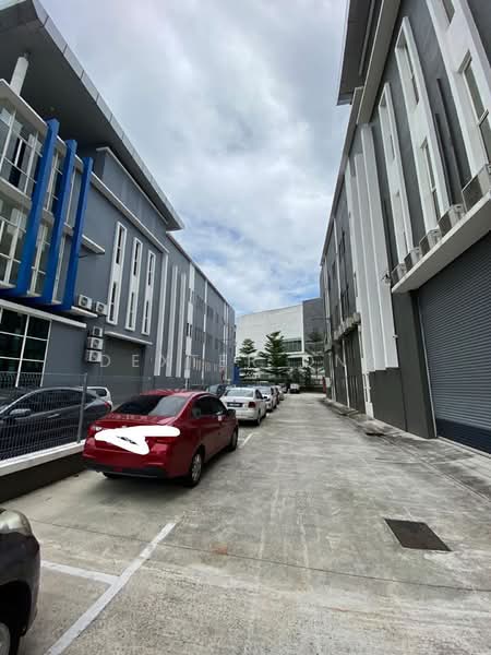 Kilang untuk Disewa di U1, Glenmarie Industrial Area (Shah Alam) - Dexter Ong - Exterior - PropertyGuru.com.my