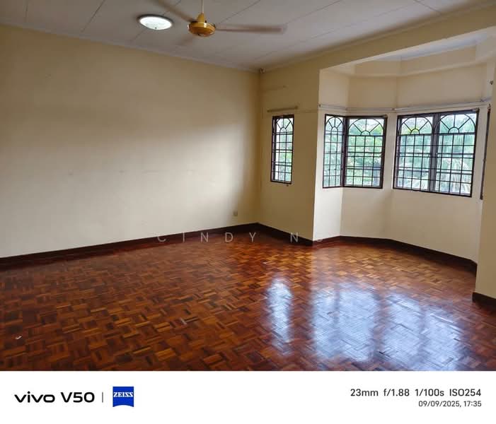 Rumah Teres 2-Tingkat untuk Dijual di Usj 16 (Subang Jaya) - Cindy Ng - Living Room - PropertyGuru.com.my