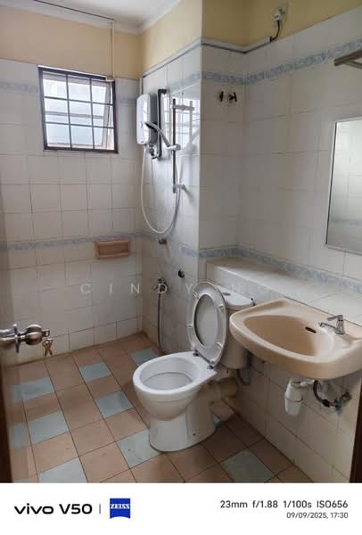 Rumah Teres 2-Tingkat untuk Dijual di Usj 16 (Subang Jaya) - Cindy Ng - Bathroom - PropertyGuru.com.my
