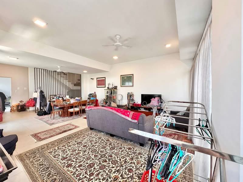Rumah Teres 3 Tingkat untuk Dijual di Cyberjaya (Selangor) - Hazeman Omar - Living Room - PropertyGuru.com.my
