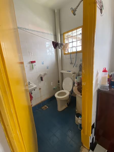 Pangsapuri untuk Dijual di Baiduri - Kylie Liew - Bathroom - PropertyGuru.com.my