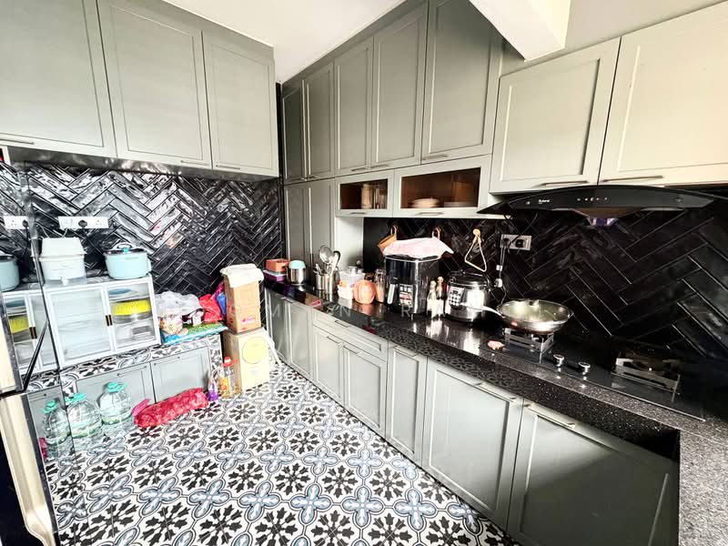 Pangsapuri untuk Dijual di Pangsapuri Permai Putera - Luqman Ramli - Kitchen - PropertyGuru.com.my
