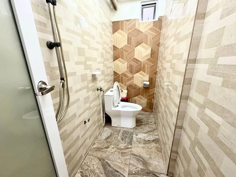 Pangsapuri untuk Dijual di Pangsapuri Permai Putera - Luqman Ramli - Bathroom - PropertyGuru.com.my