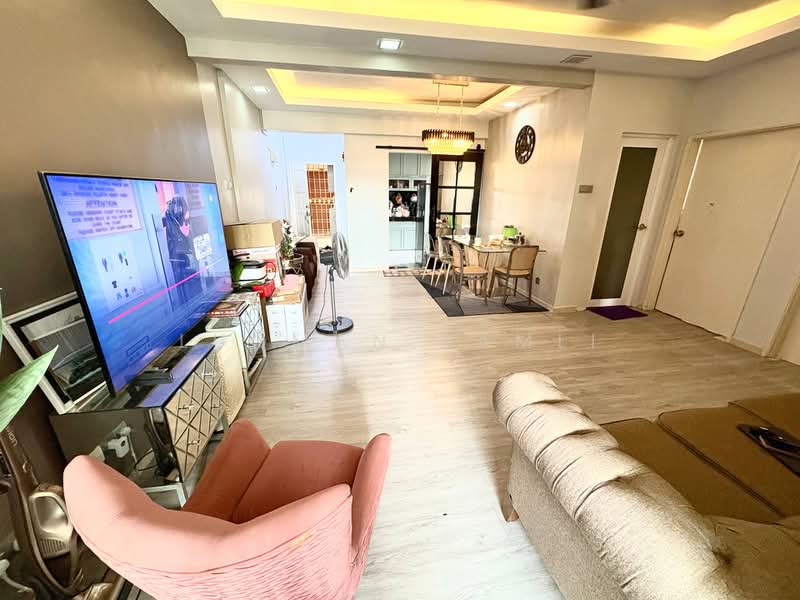 Pangsapuri untuk Dijual di Pangsapuri Permai Putera - Luqman Ramli - Living Room - PropertyGuru.com.my