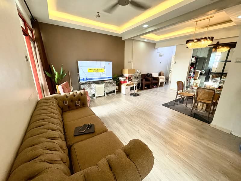 Pangsapuri untuk Dijual di Pangsapuri Permai Putera - Luqman Ramli - Living Room - PropertyGuru.com.my