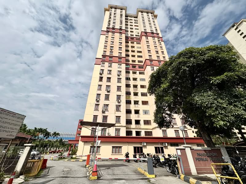 Pangsapuri untuk Dijual di Pangsapuri Permai Putera - Luqman Ramli - Exterior - PropertyGuru.com.my