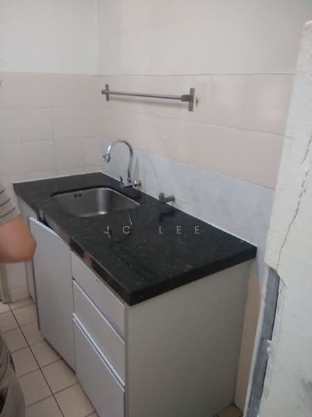 Kondominium untuk Dijual di D'aman Crimson - Jc Lee - Kitchen - PropertyGuru.com.my