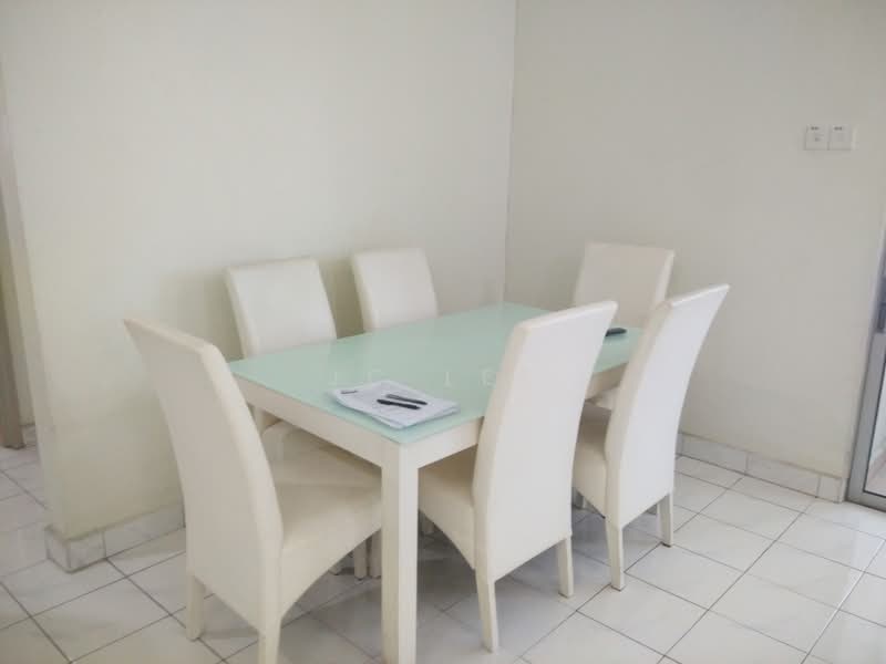 Kondominium untuk Dijual di D'aman Crimson - Jc Lee - Dining Room - PropertyGuru.com.my